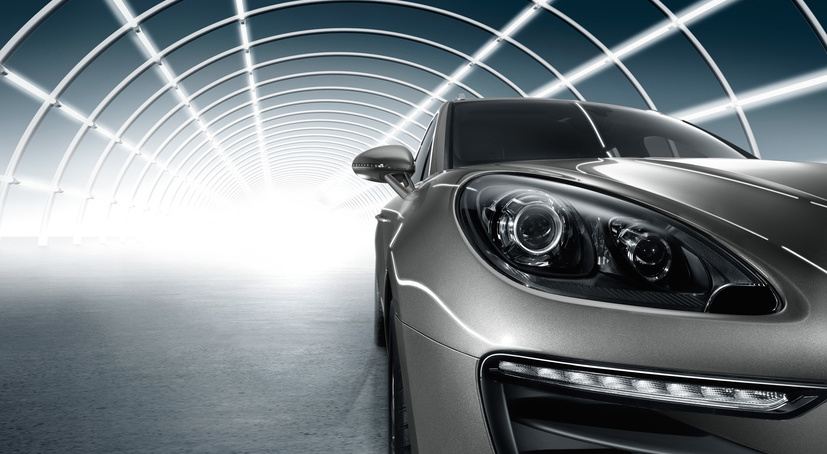 Bi-Xenon darkened main headlights incl. Porsche Dynamic Light System (PDLS) Bi-Xenon darkened main headlights incl. Porsche Dynamic Light System (PDLS) zoom