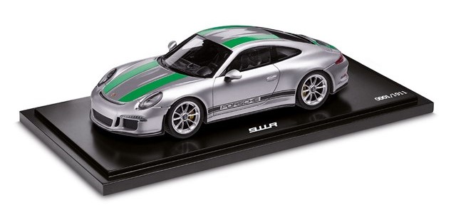 911 R, Silver / Green, 1:18 Scale zoom