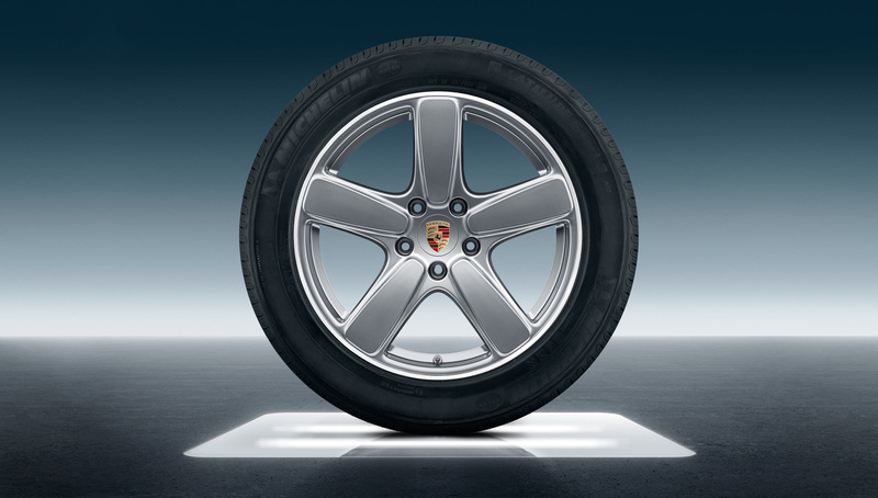 19-inch Cayenne Sport Classic winter wheel-and-tire set photo(1) 