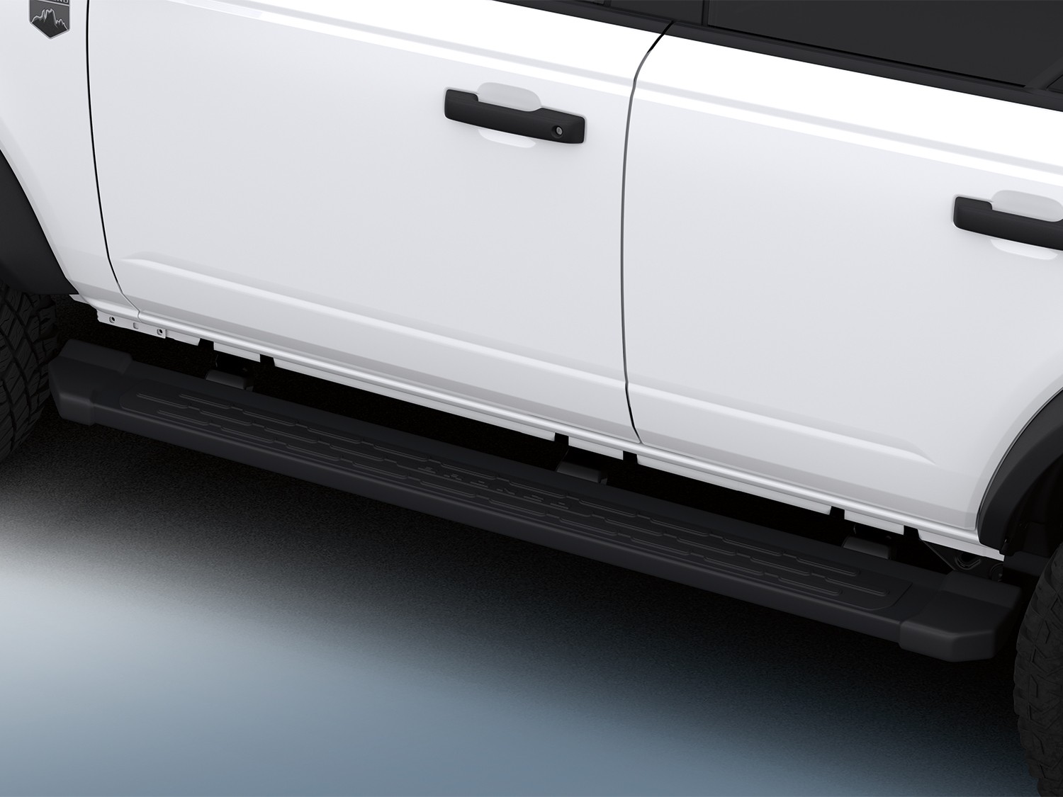 2025 Ford Bronco Base photo 3