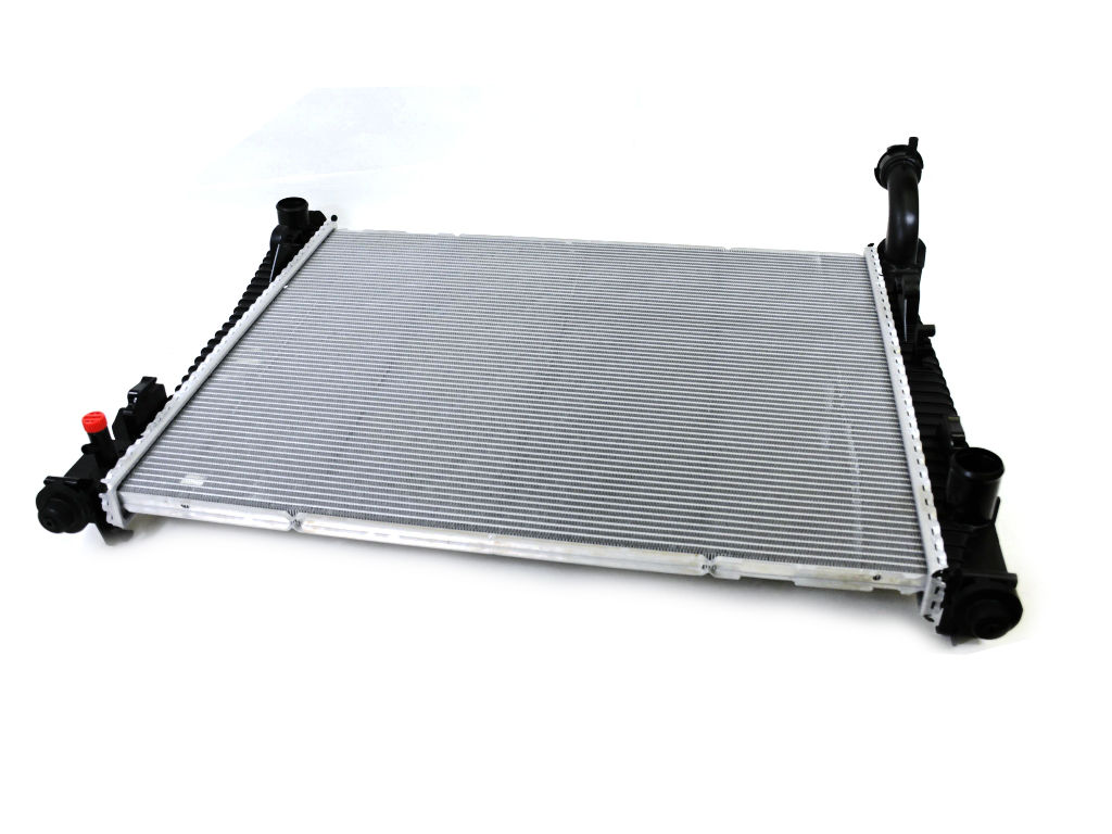 OEM 2015 Jeep Grand Cherokee COOLING SYSTEM Radiator RADIATOR (Part 52014529AB)