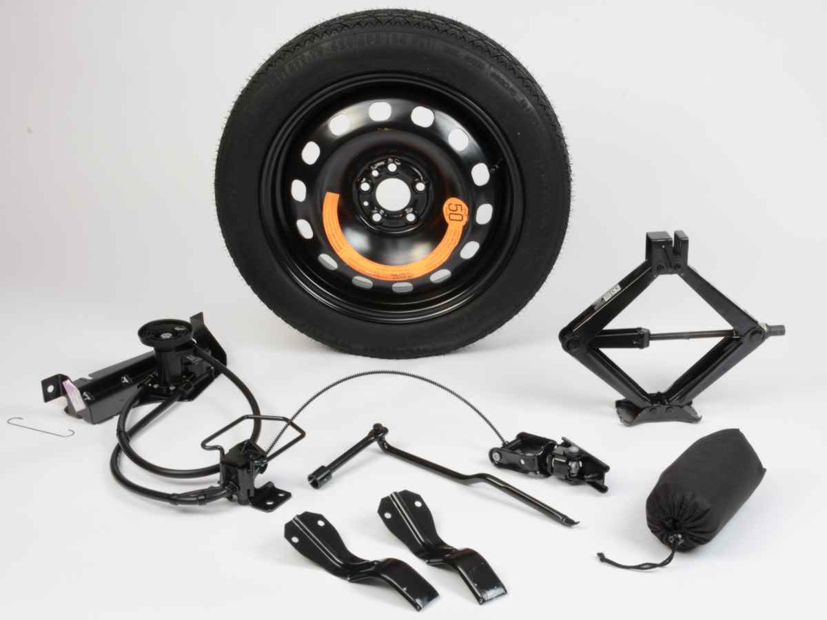 OEM 2016 Fiat 500L Spare Tire Kit (Part #82214046AC)